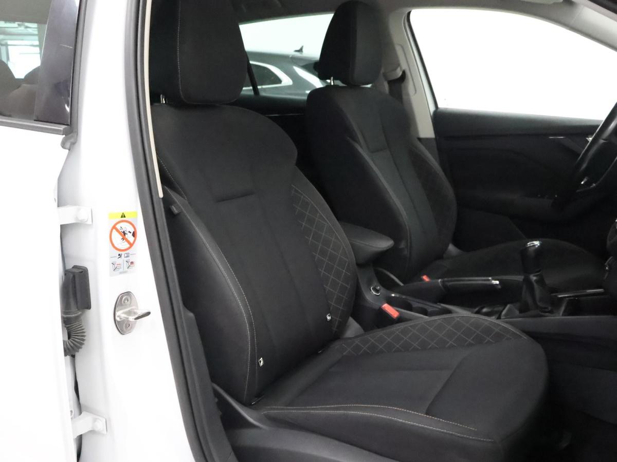 skoda-scala-2023-gasolina-999cc