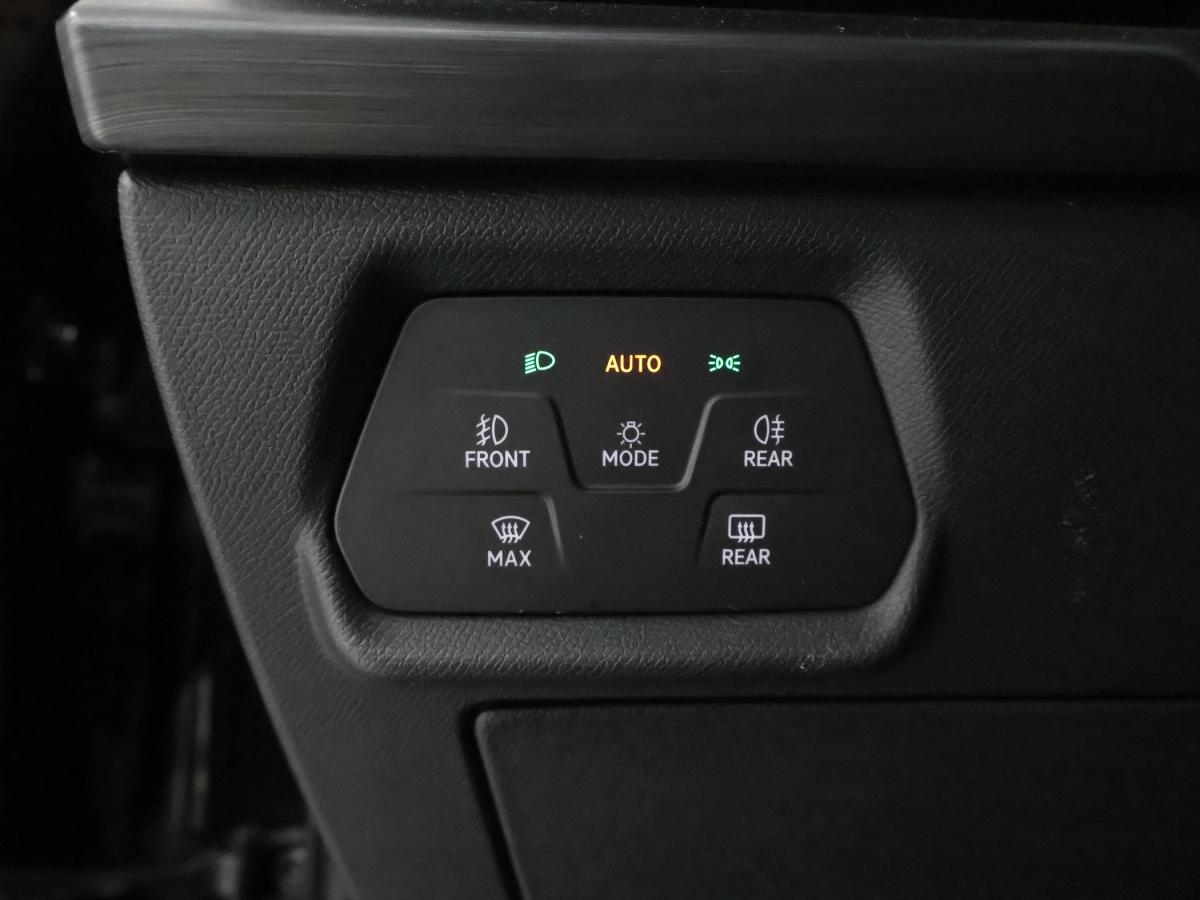 cupra-leon-sportstourer-2024-gasolina-1498cc