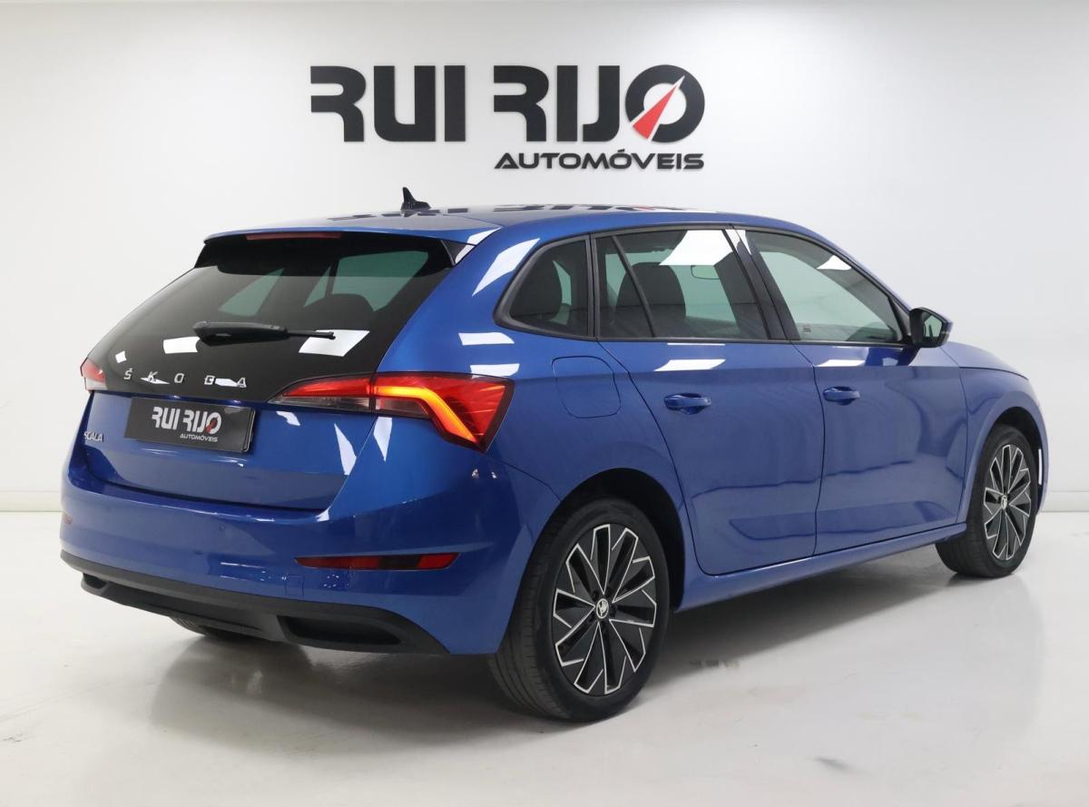 skoda-scala-2023-gasolina-999cc