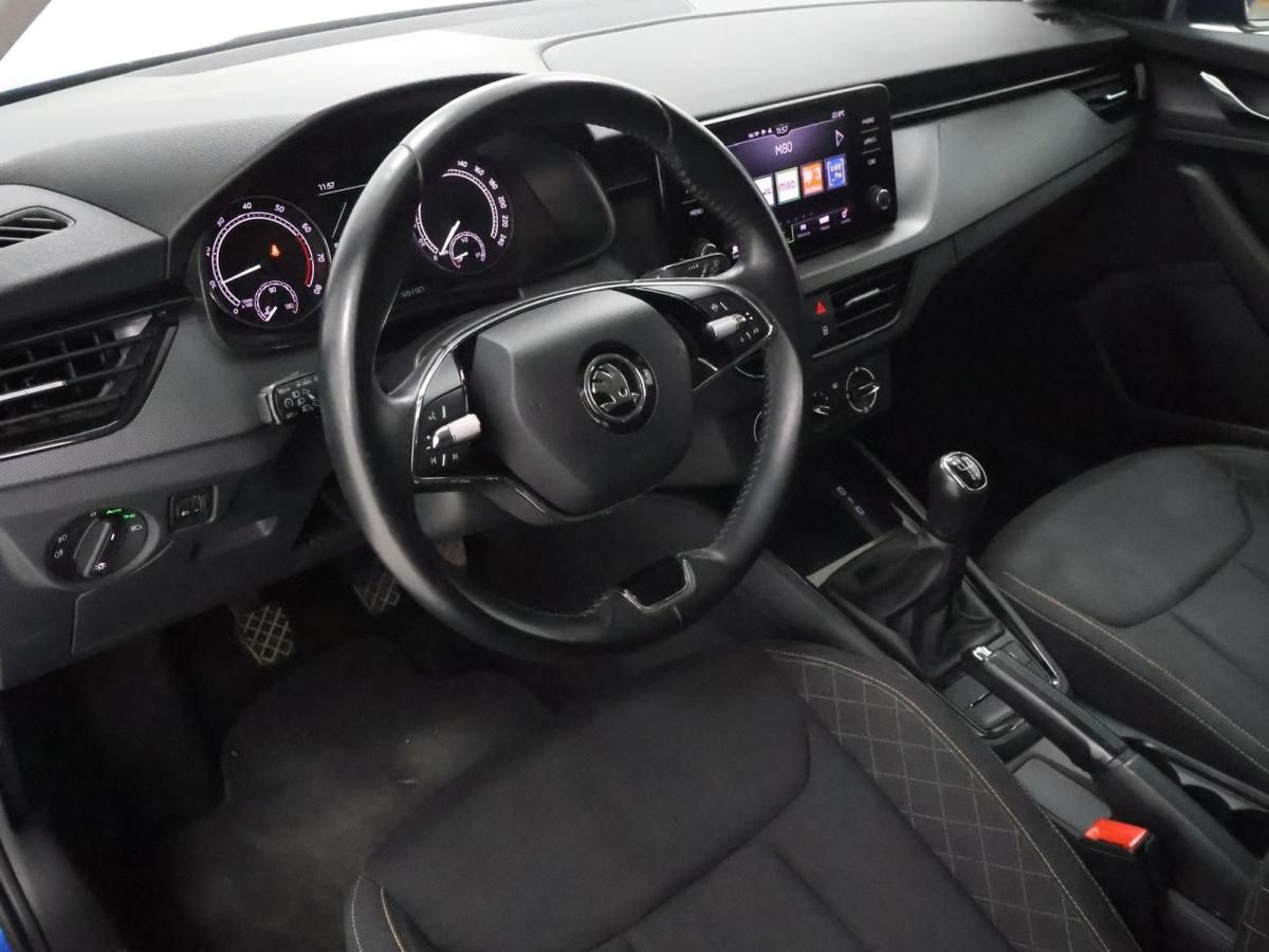 skoda-scala-2023-gasolina-999cc