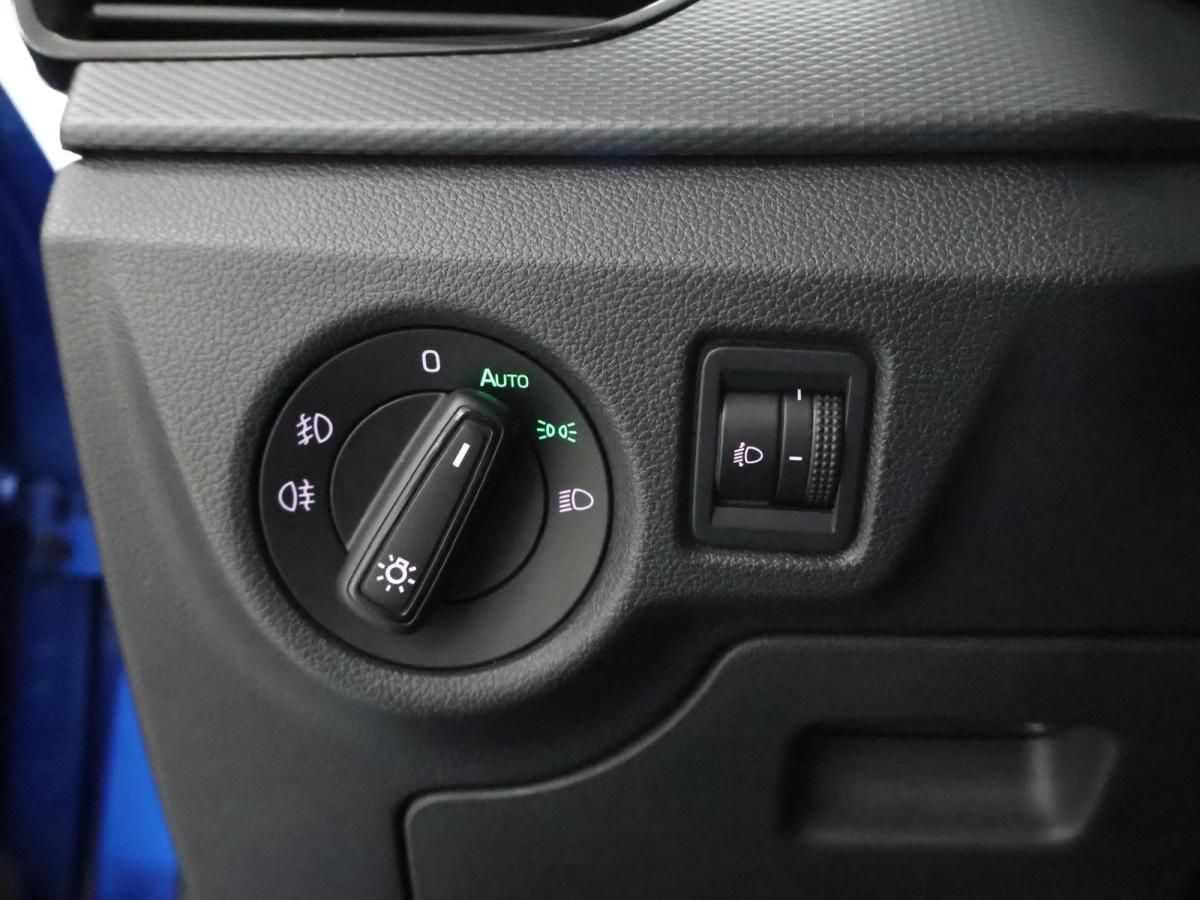 skoda-scala-2023-gasolina-999cc