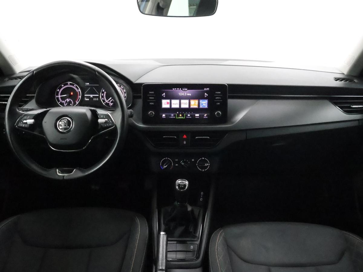 skoda-scala-2023-gasolina-999cc
