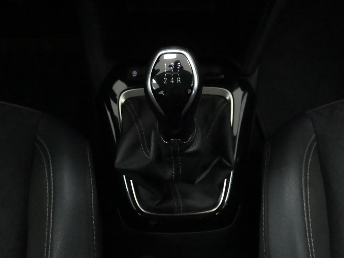 opel-corsa-2023-gasolina-1199cc