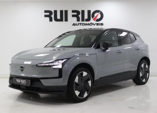volvo-ex30-2025-eletrico-500cc