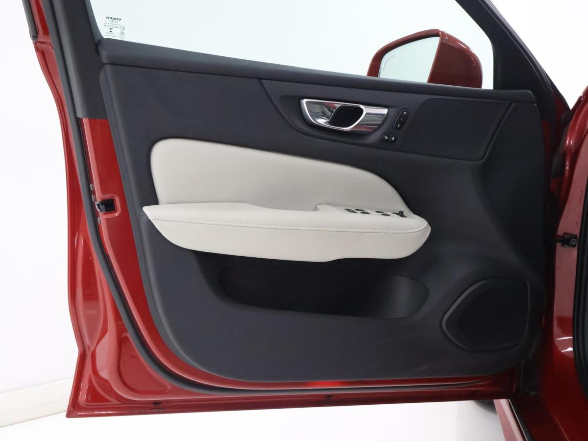 volvo-s60-2021-hibrido-a-gasolina-1969cc