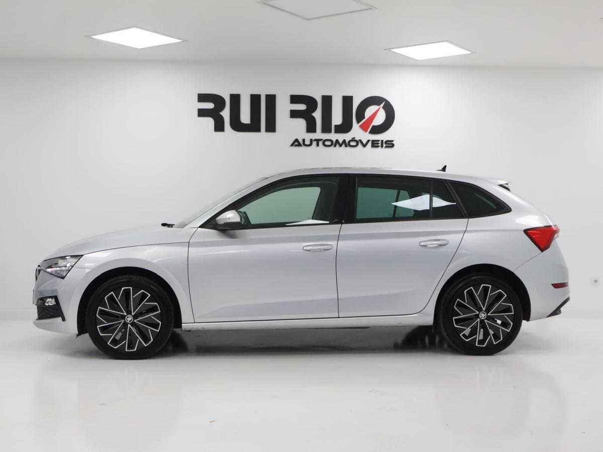 skoda-scala-2023-gasolina-999cc