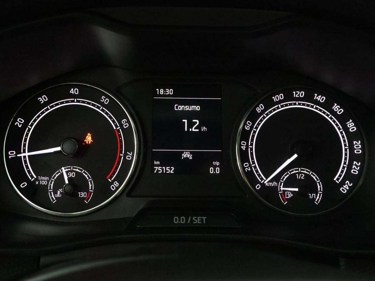 skoda-scala-2023-gasolina-999cc