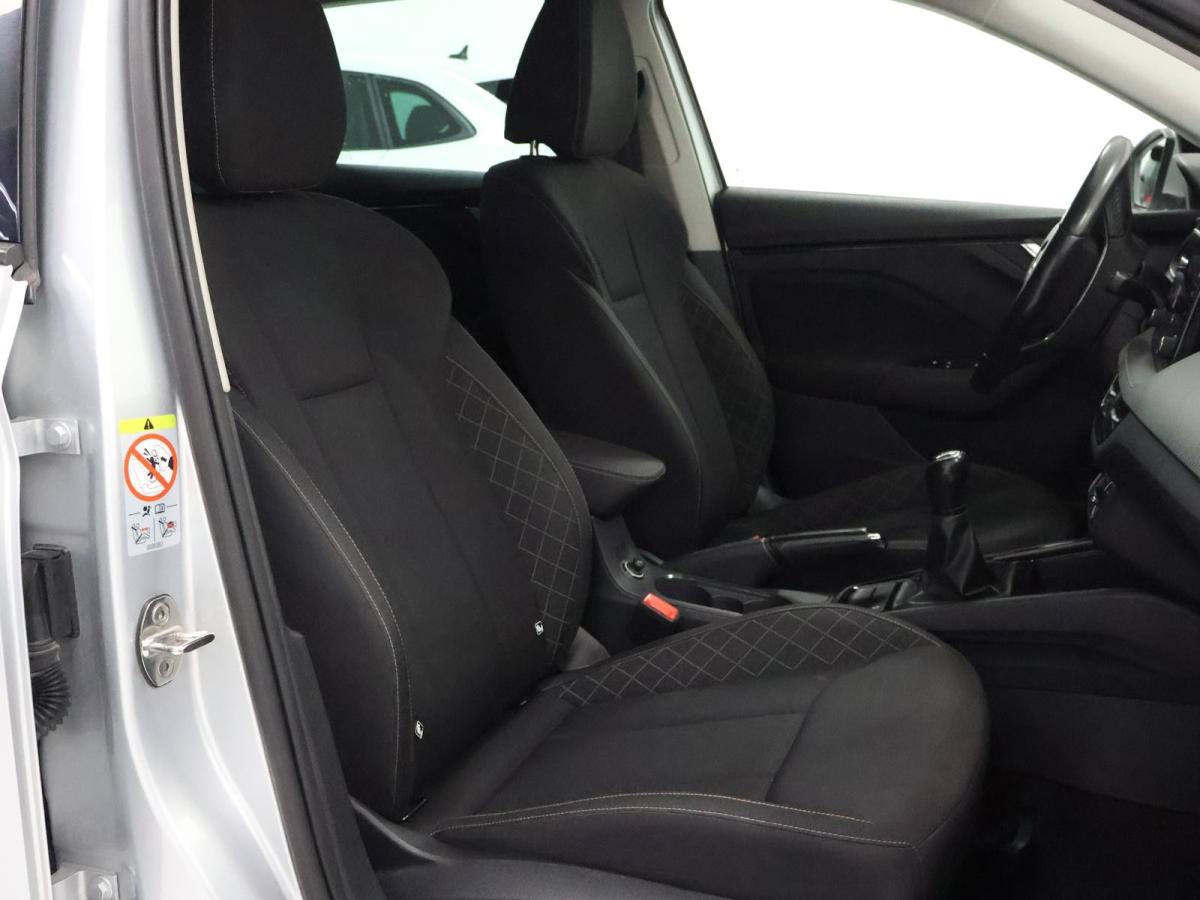 skoda-scala-2023-gasolina-999cc