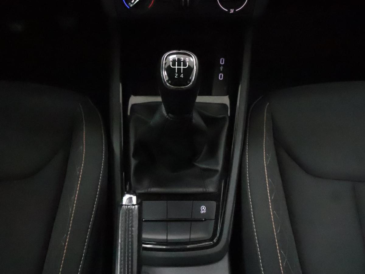 skoda-scala-2023-gasolina-999cc