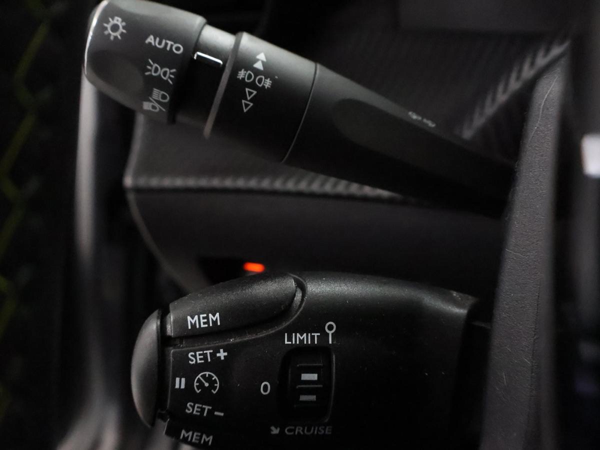 peugeot-2008-2021-diesel-1499cc