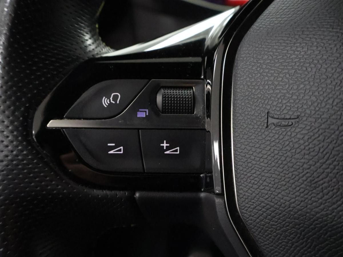 peugeot-2008-2021-diesel-1499cc