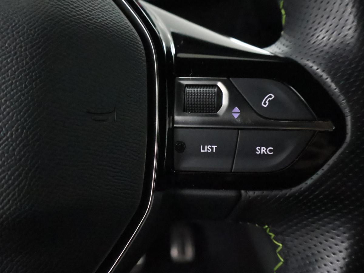 peugeot-2008-2021-diesel-1499cc