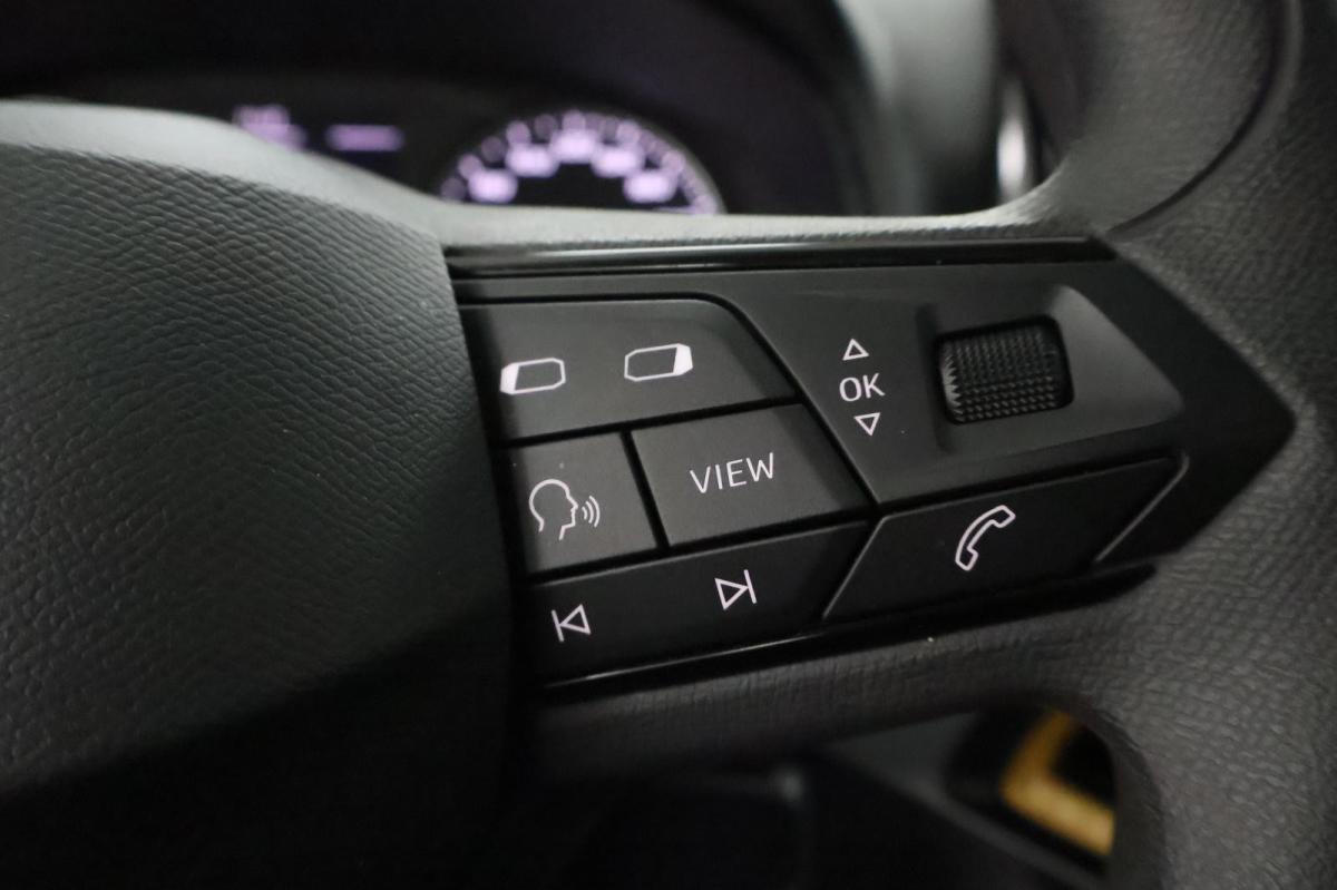 seat-ibiza-2023-gasolina-999cc