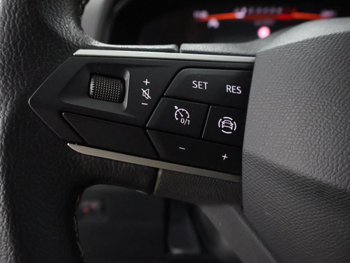 seat-ibiza-2024-gasolina-999cc