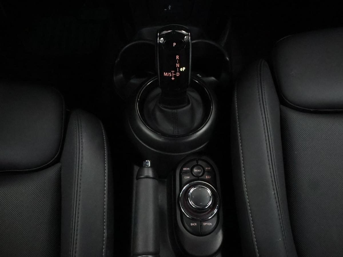 mini-cabrio-2024-gasolina-1499cc