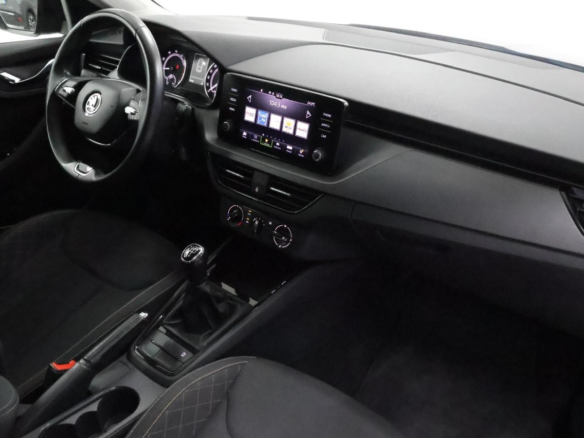 skoda-scala-2023-gasolina-999cc