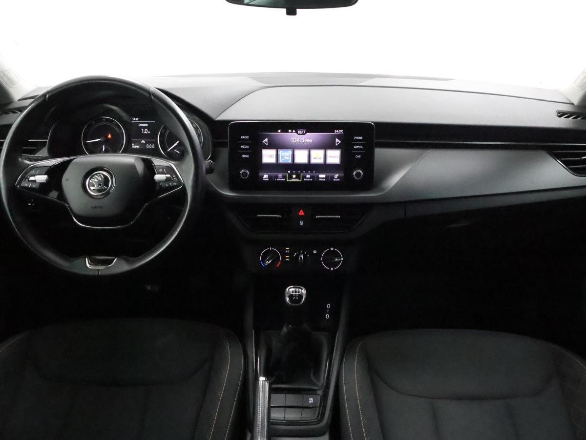 skoda-scala-2023-gasolina-999cc