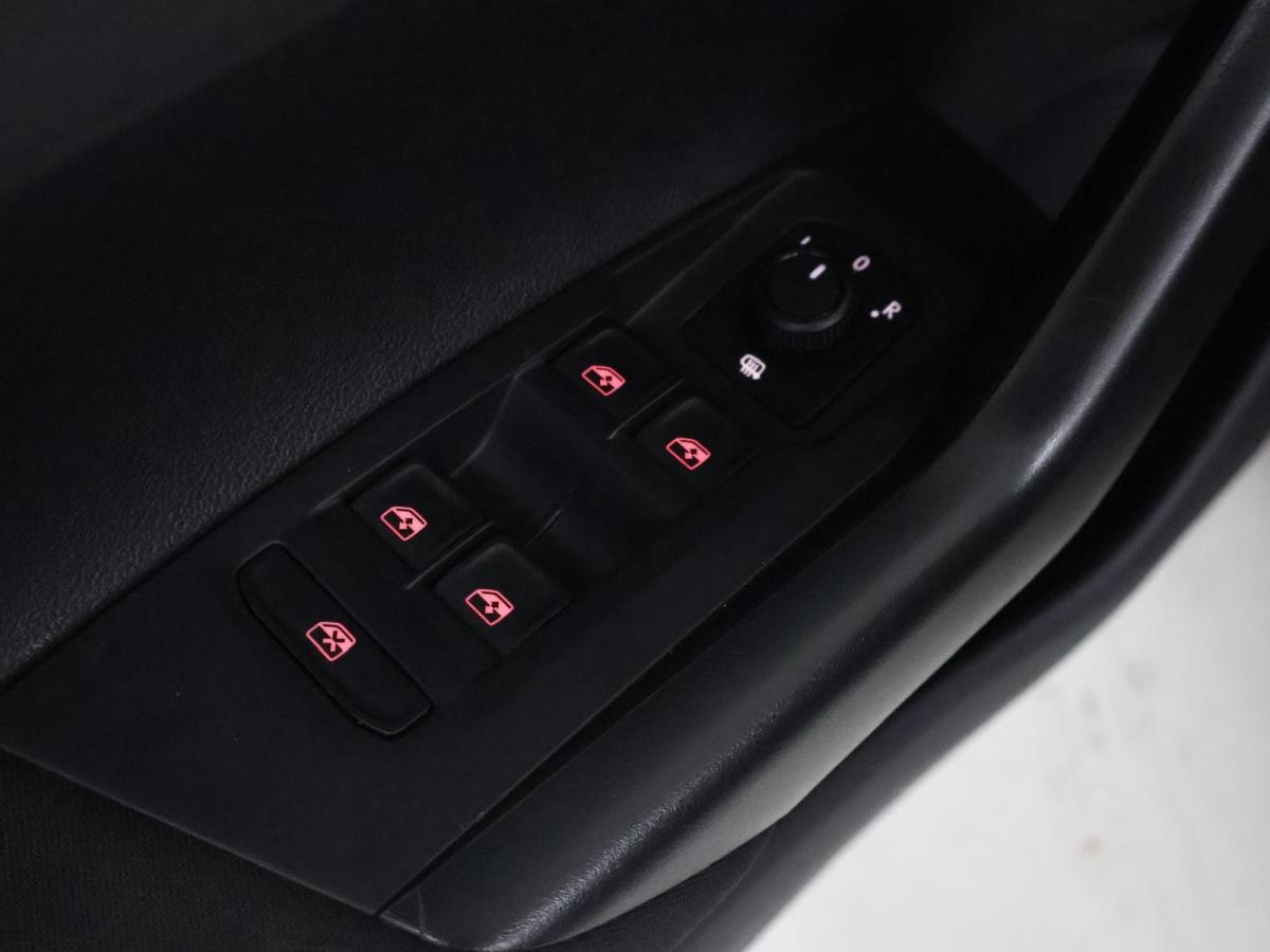 volkswagen-taigo-2023-gasolina-999cc