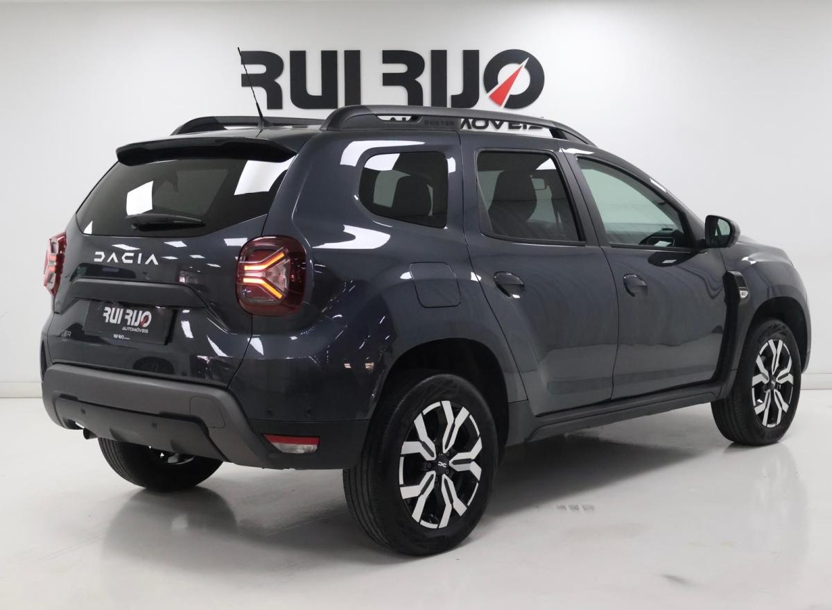 dacia-duster-2023-gasolina-1332cc