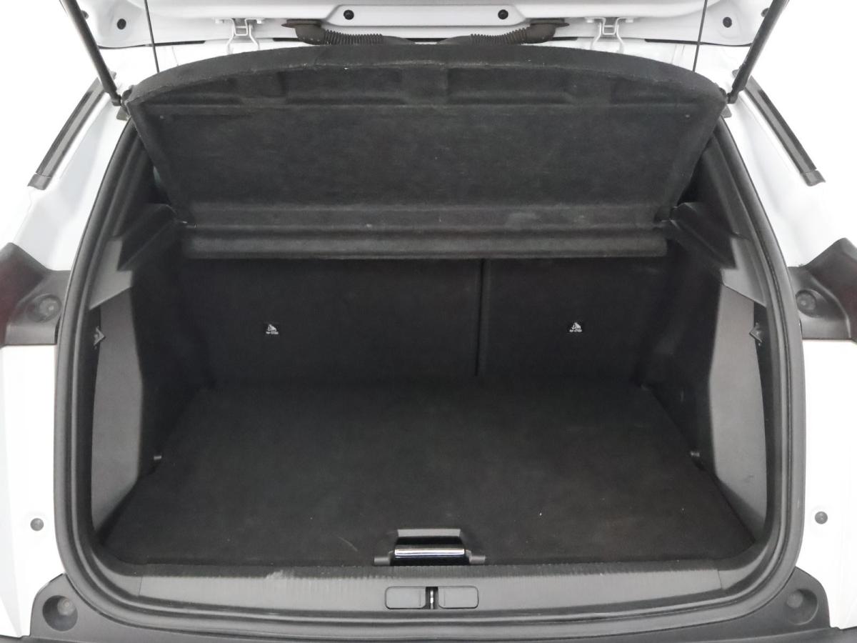 peugeot-2008-2024-gasolina-1199cc