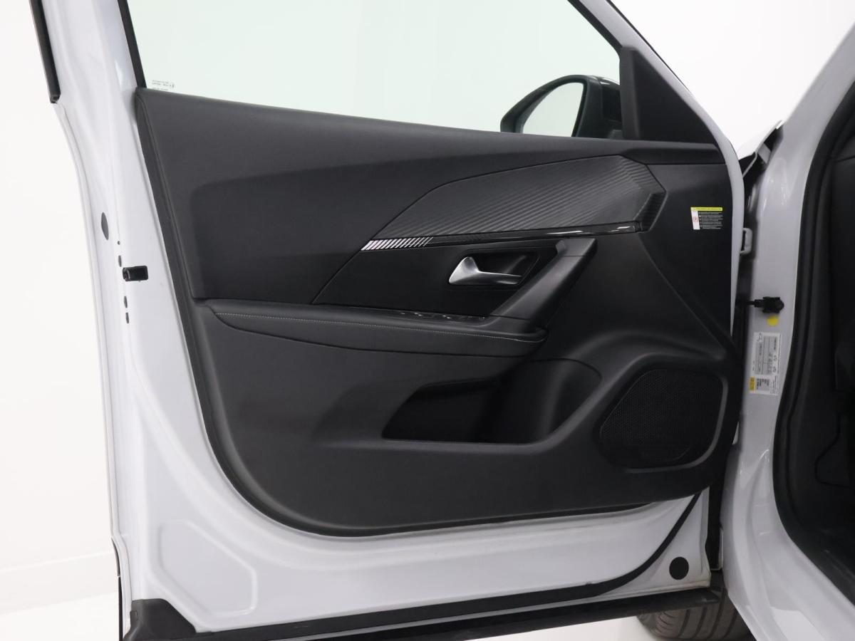 peugeot-2008-2024-gasolina-1199cc