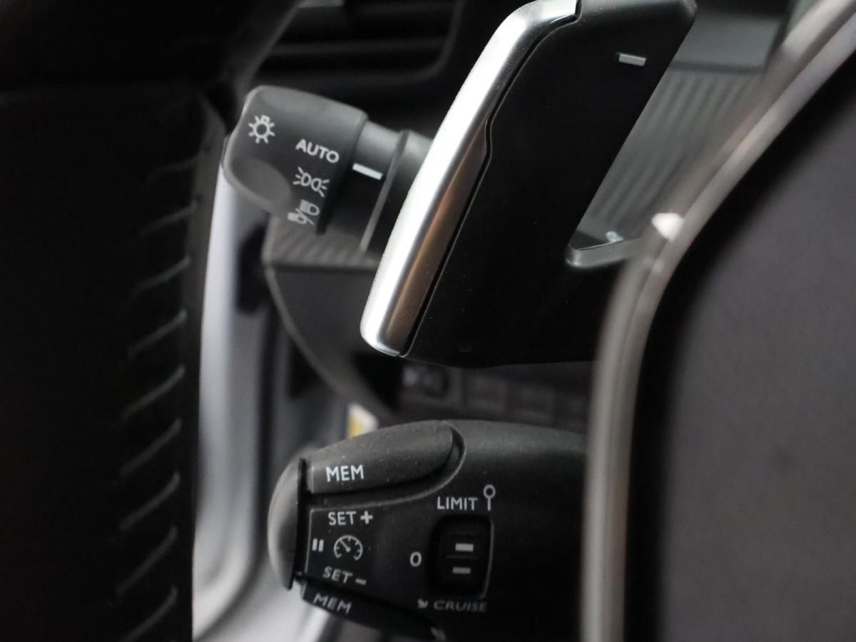 peugeot-2008-2024-gasolina-1199cc
