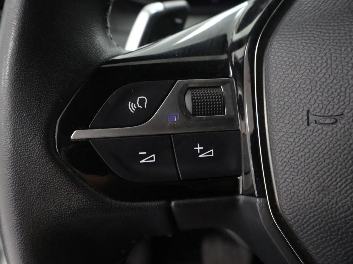 peugeot-2008-2024-gasolina-1199cc