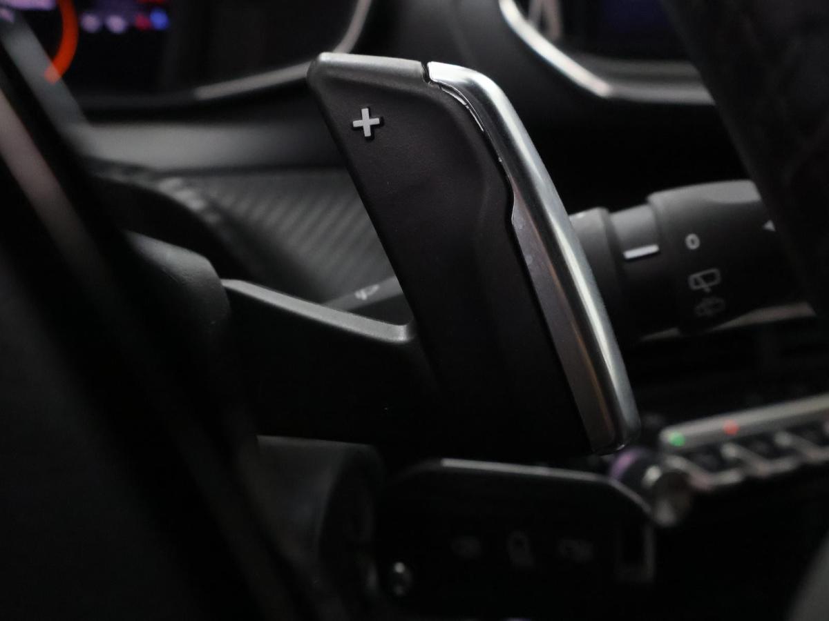 peugeot-2008-2024-gasolina-1199cc