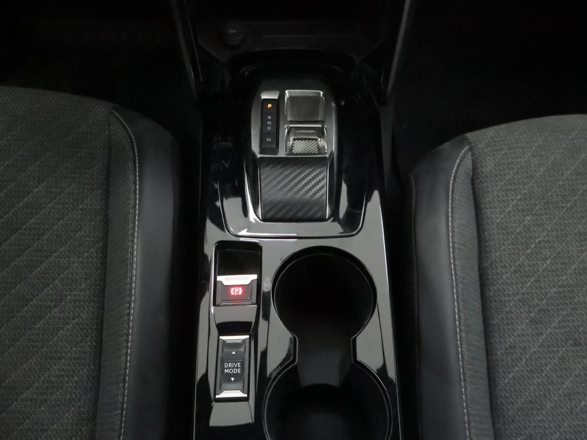 peugeot-2008-2024-gasolina-1199cc