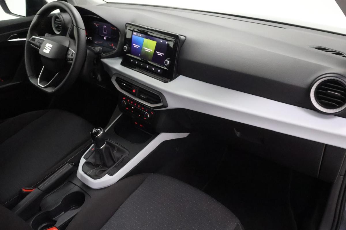 seat-arona-2023-gasolina-999cc