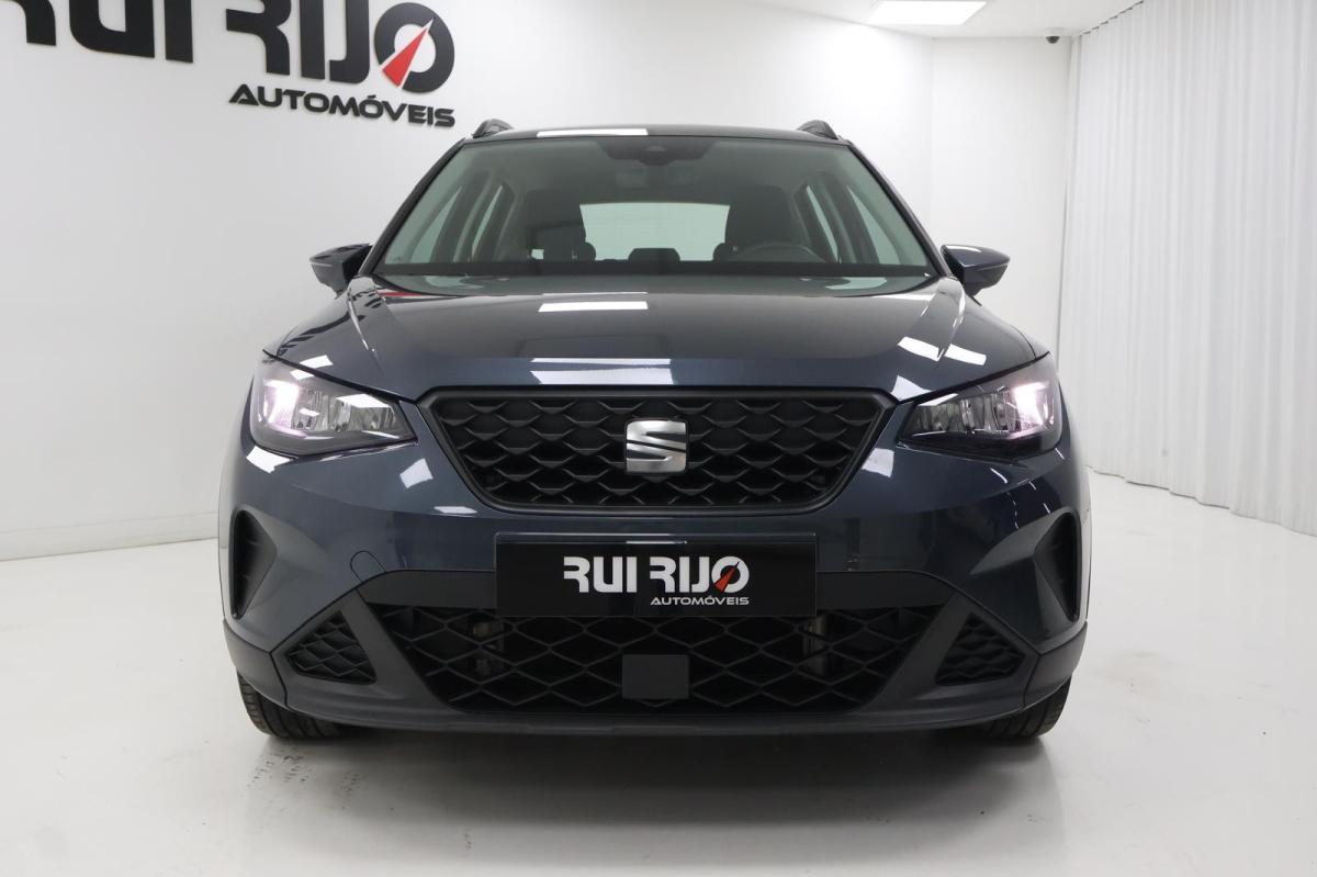 seat-arona-2023-gasolina-999cc