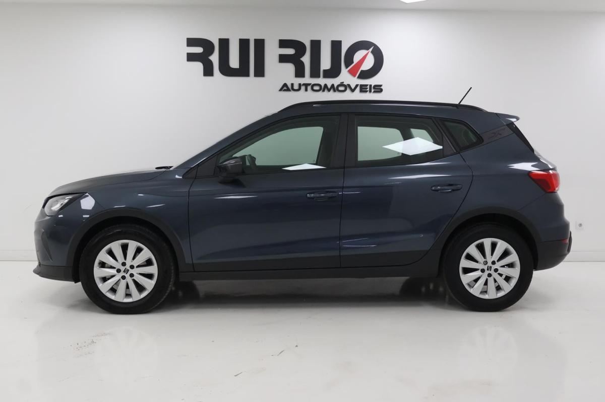seat-arona-2023-gasolina-999cc