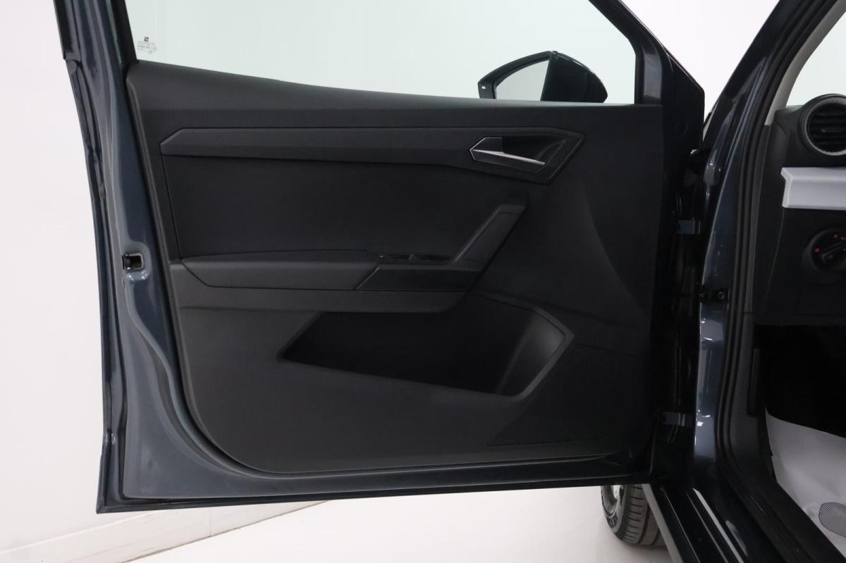 seat-arona-2023-gasolina-999cc