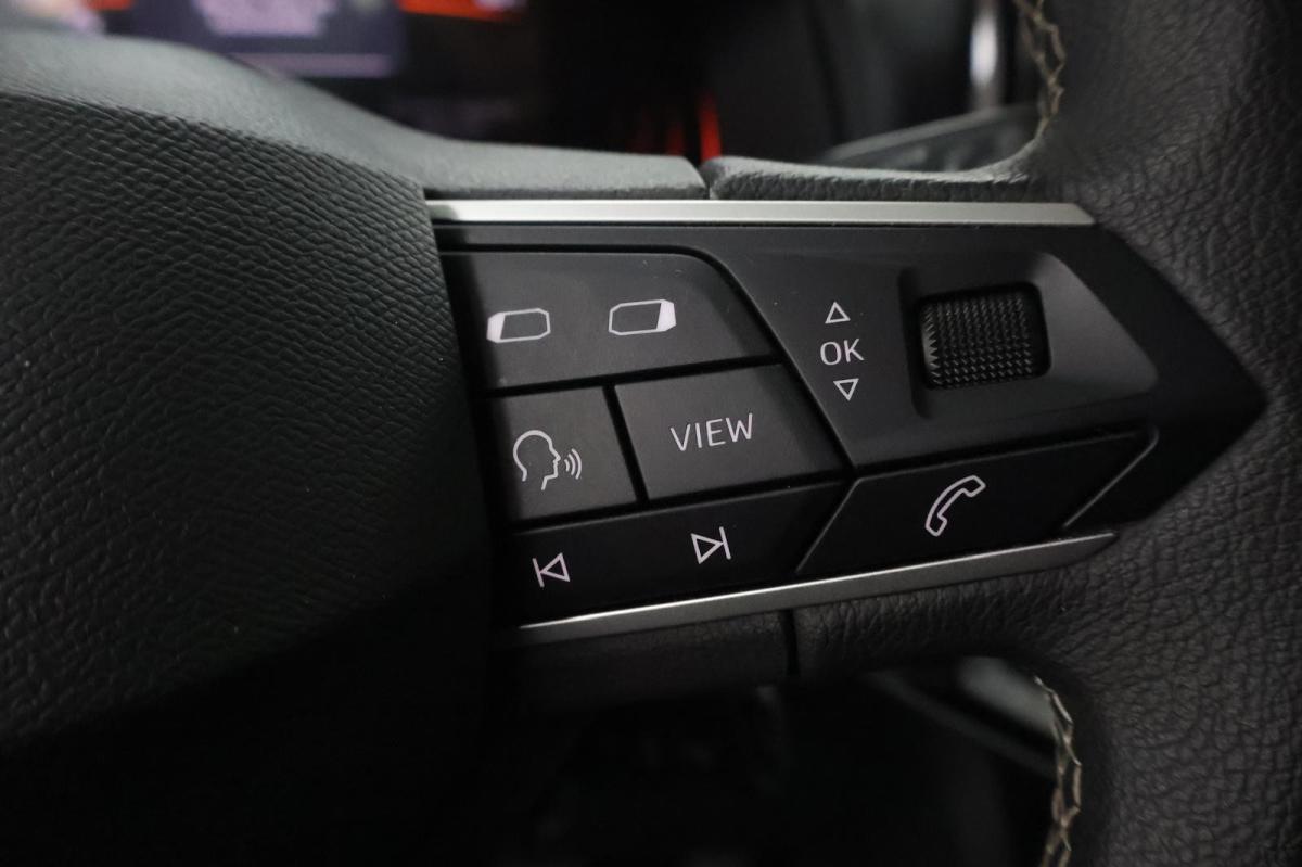seat-arona-2023-gasolina-999cc