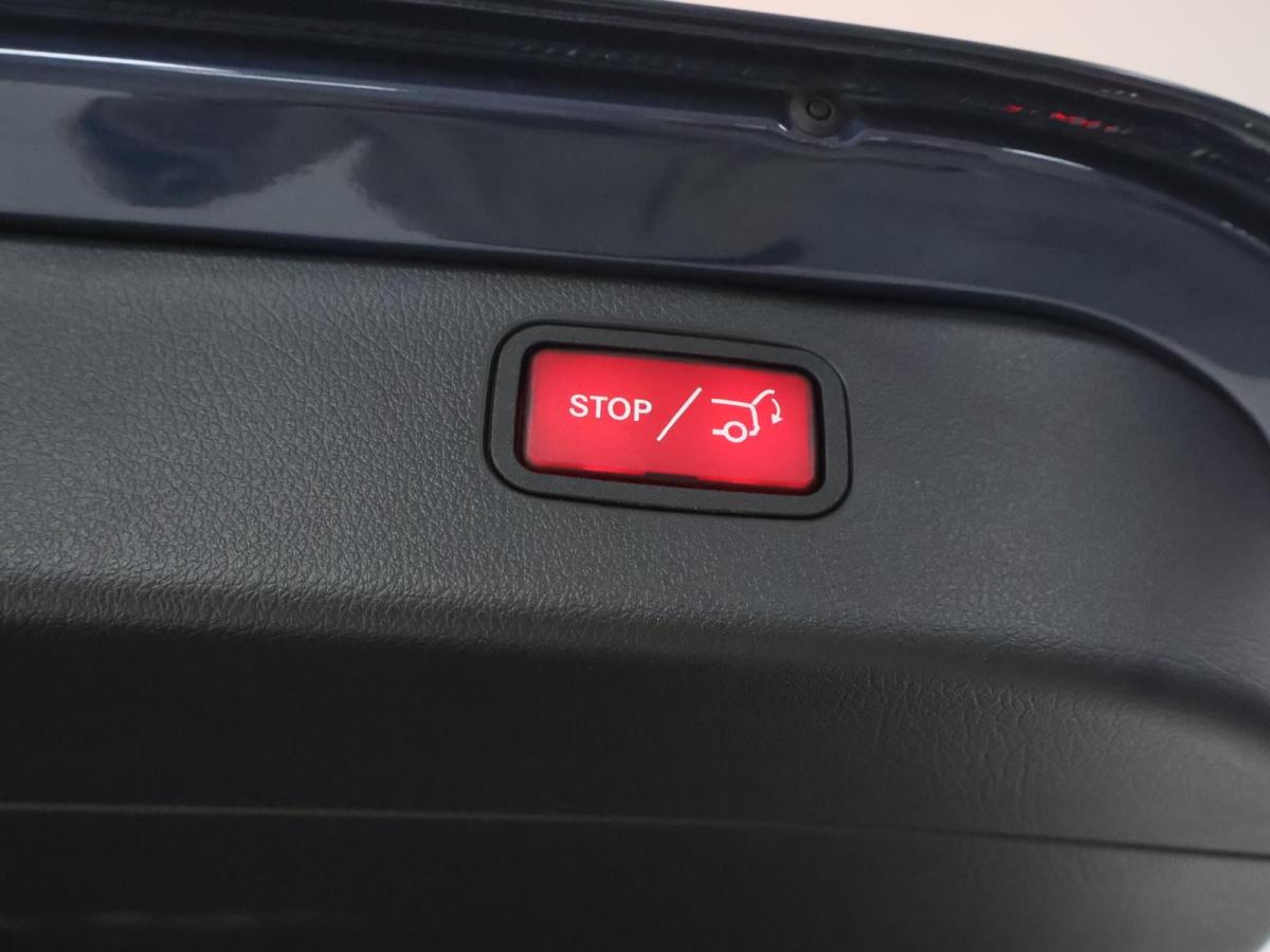 mercedes-benz-classe-c-2023-hibrido-a-gasolina-1999cc