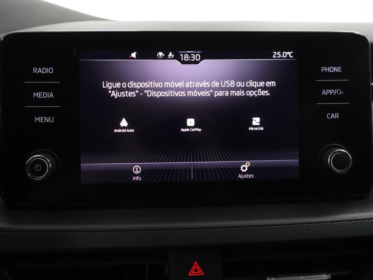 skoda-scala-2023-gasolina-999cc