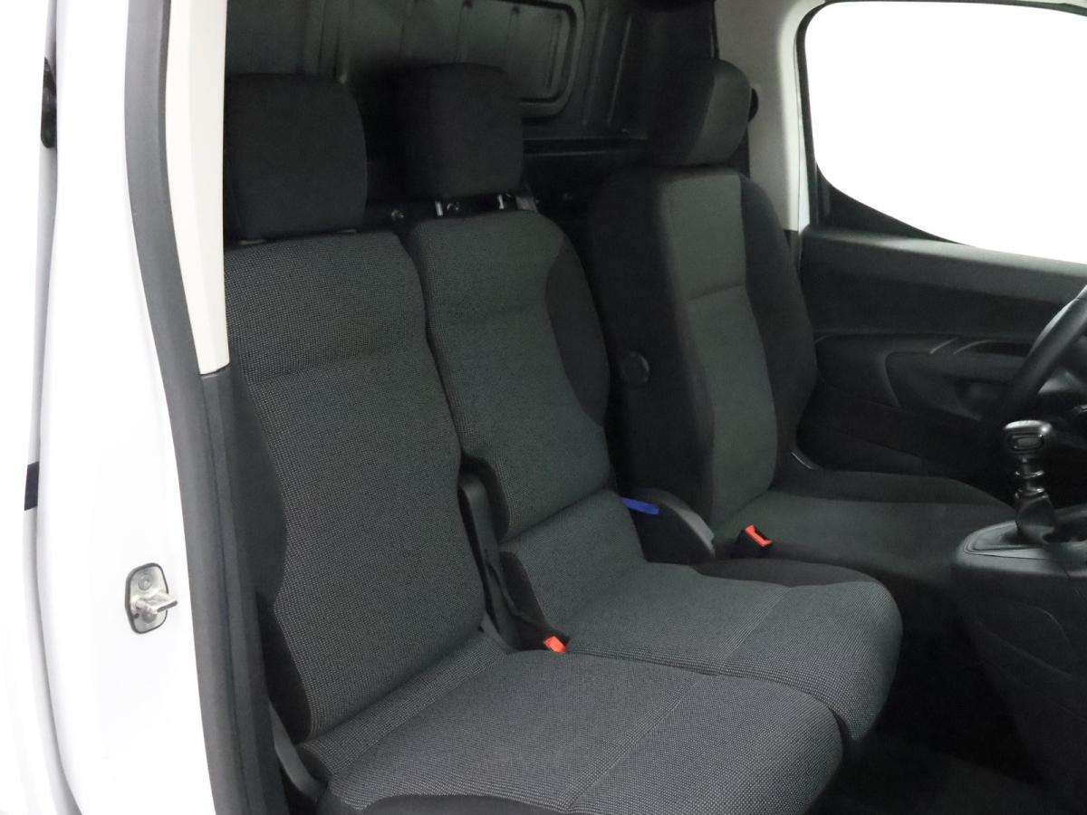 fiat-doblo-2023-diesel-1499cc