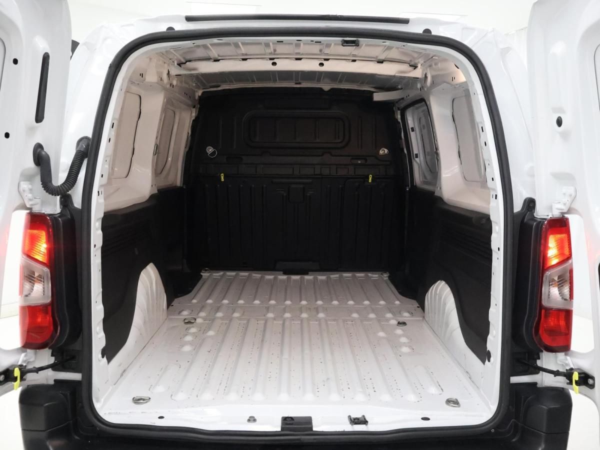 fiat-doblo-2023-diesel-1499cc