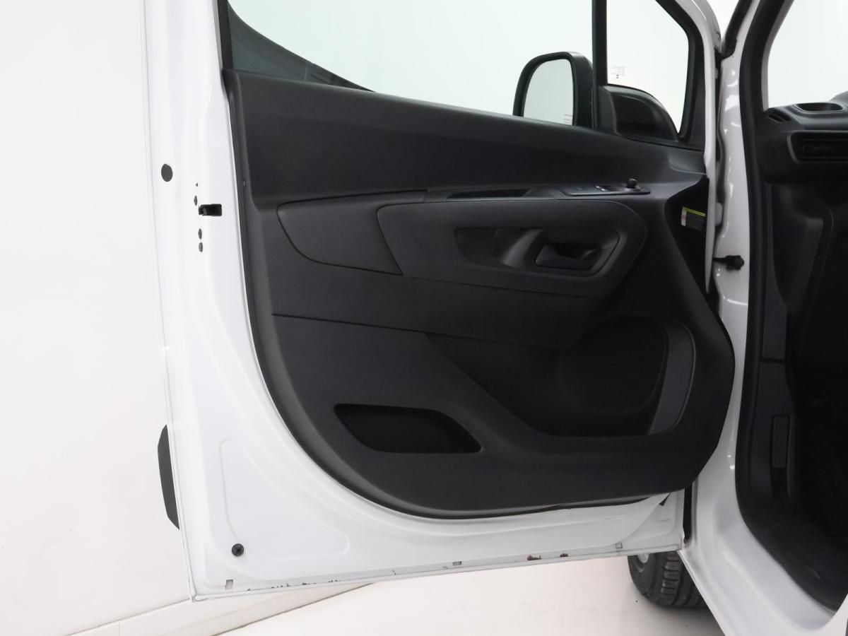 fiat-doblo-2023-diesel-1499cc