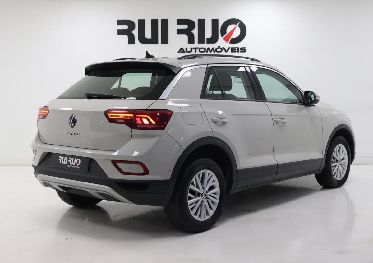 volkswagen-t-roc-2023-gasolina-999cc