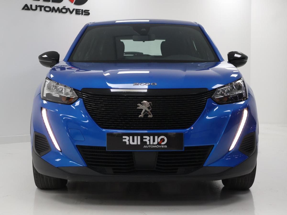peugeot-2008-2023-gasolina-1199cc