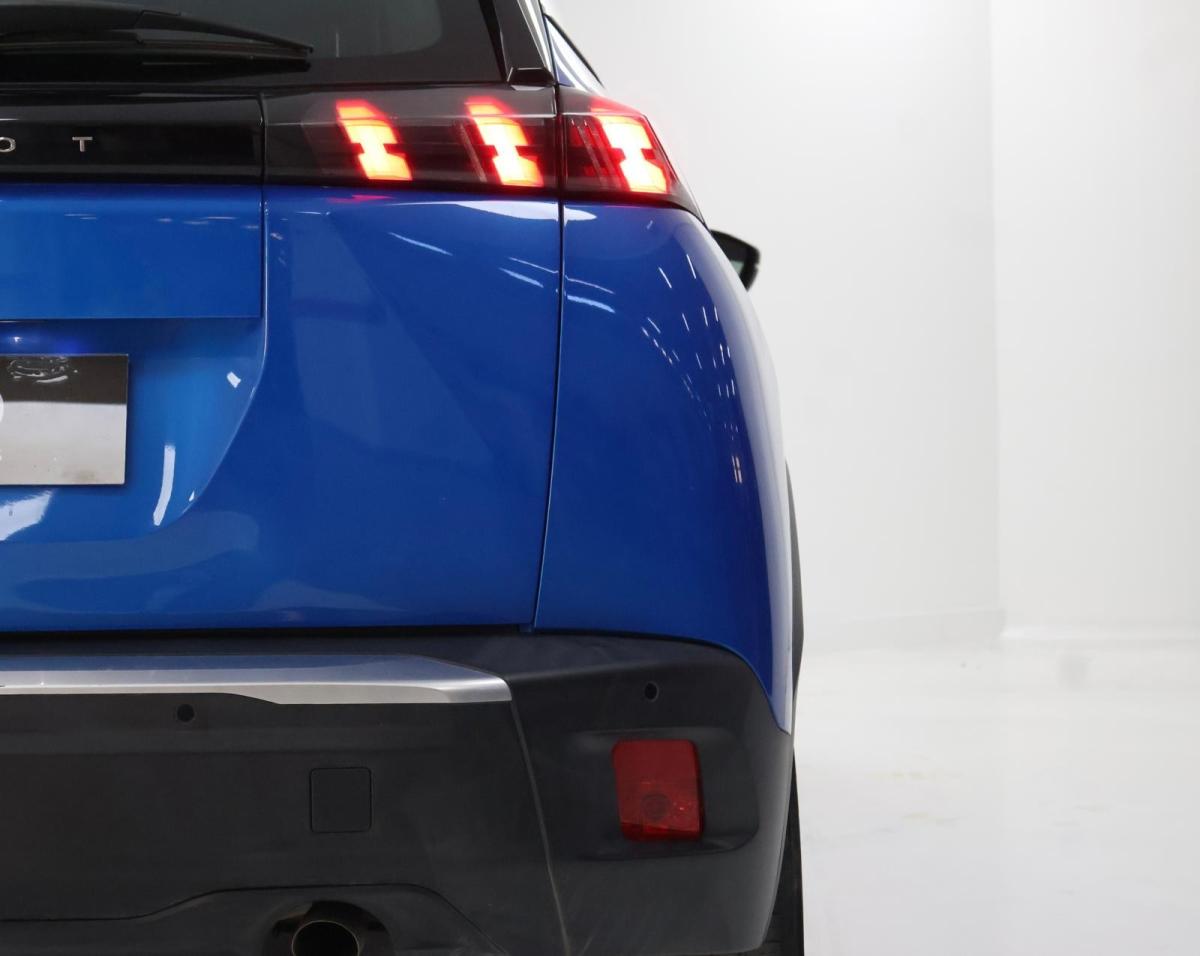 peugeot-2008-2023-gasolina-1199cc