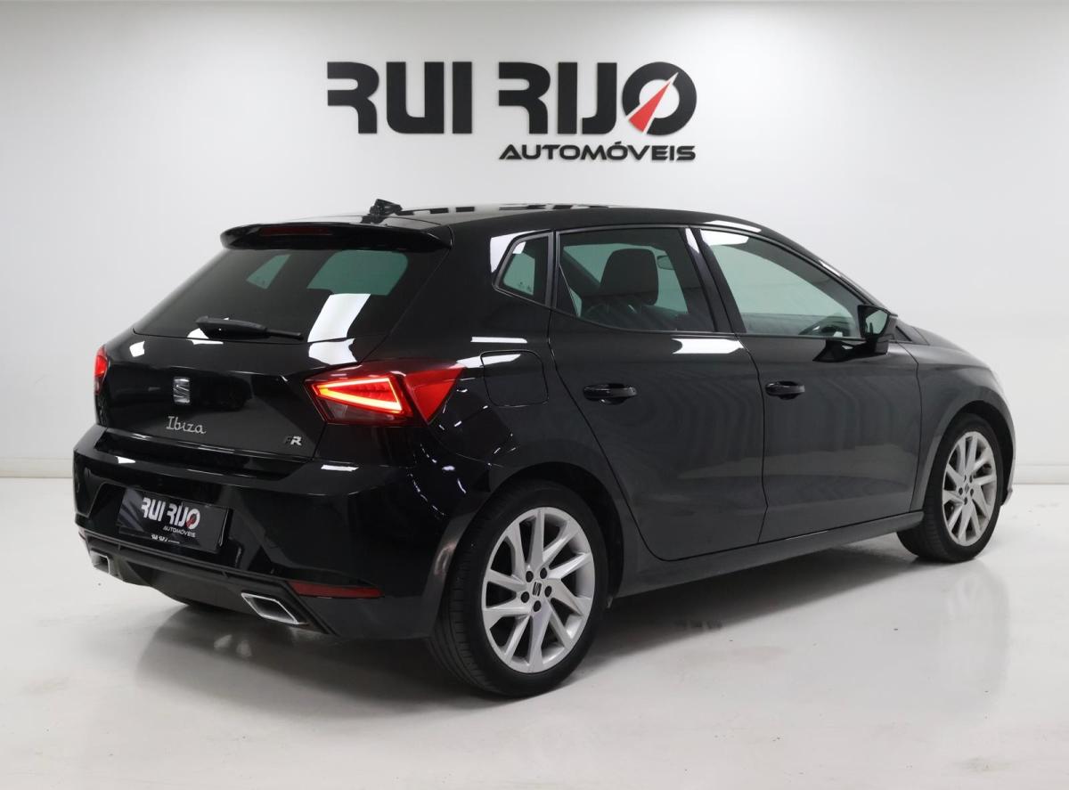 seat-ibiza-2022-gasolina-999cc