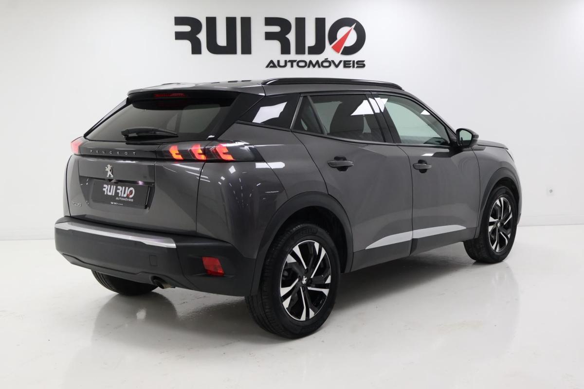 peugeot-2008-2022-gasolina-1199cc