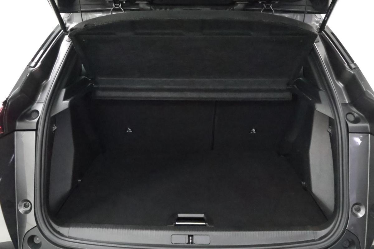 peugeot-2008-2022-gasolina-1199cc