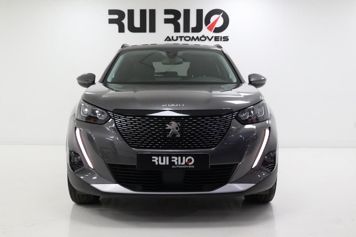 peugeot-2008-2022-gasolina-1199cc