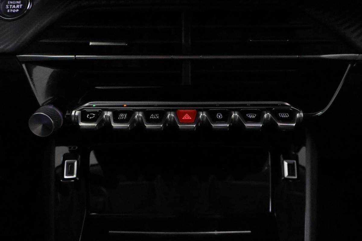 peugeot-2008-2022-gasolina-1199cc