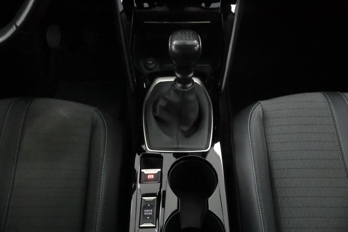 peugeot-2008-2022-gasolina-1199cc