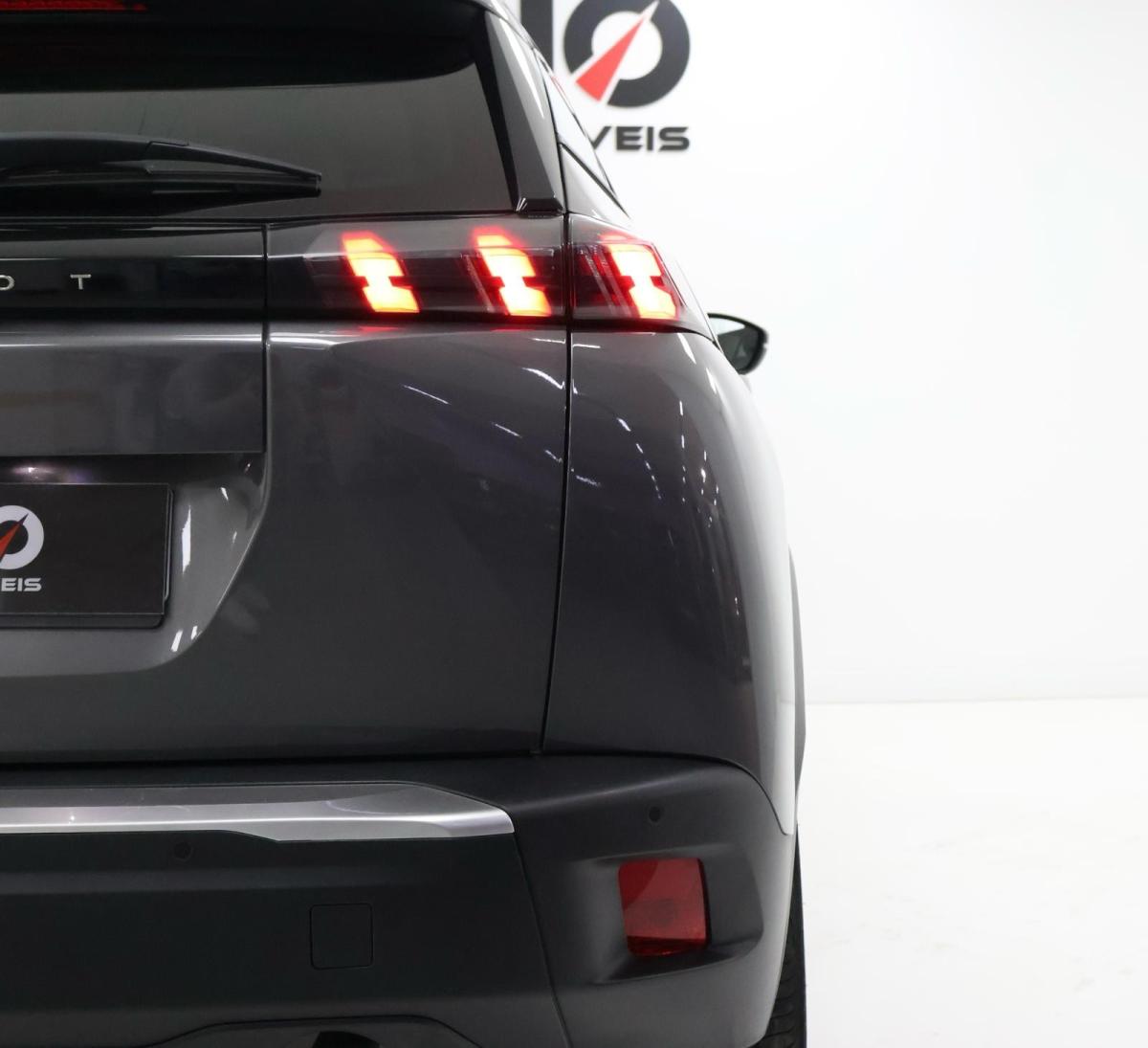 peugeot-2008-2022-gasolina-1199cc