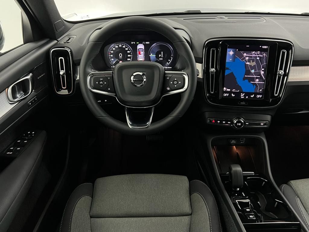 volvo-xc40-2023-hibrido-a-gasolina-1477cc